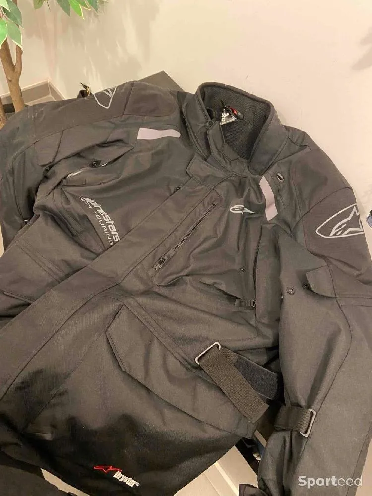 Veste moto « Alpinestars » d'occasion Ajouté le : 11/03/2024